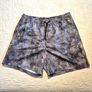 Quiksilver men's size Large gray Volleyshorts, elastic waist, liners, EUC